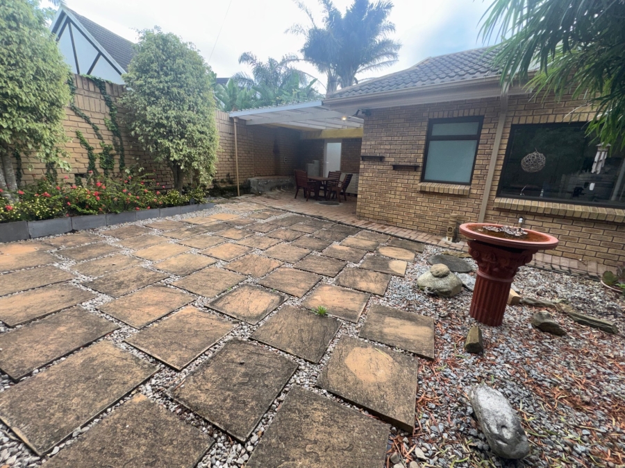 4 Bedroom Property for Sale in Eden Western Cape